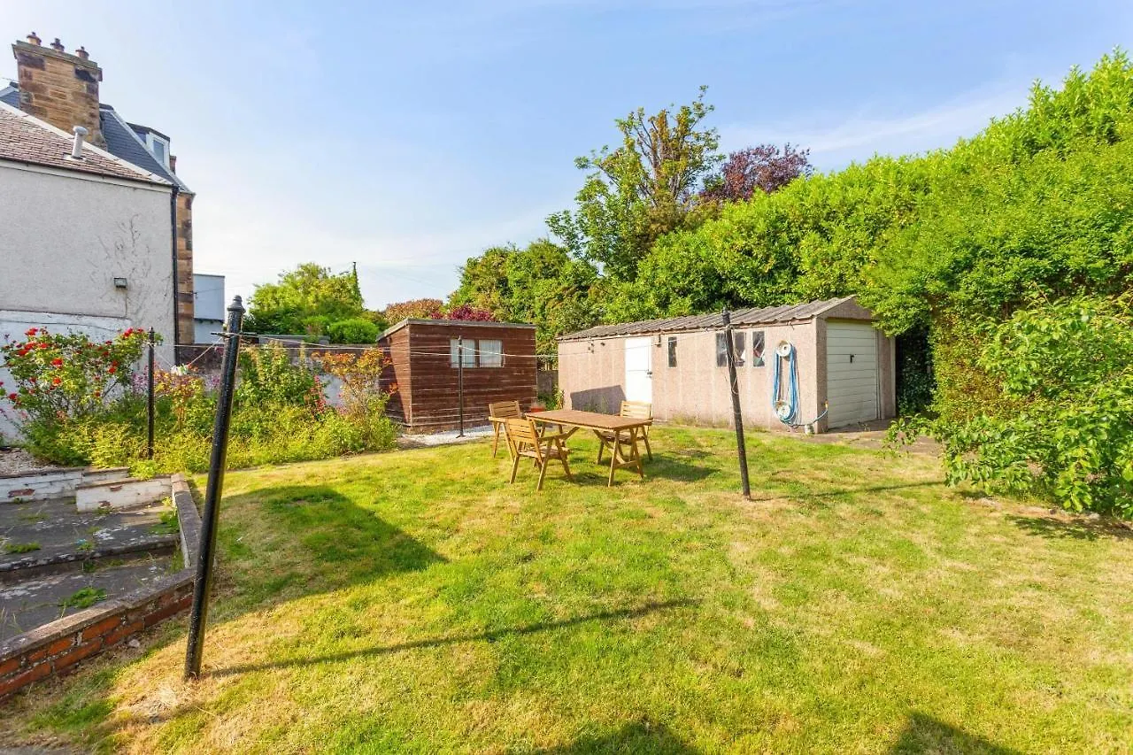Hébergement de vacances Villa Lovely 3Bed House-Private Parking à Édimbourg Royaume-Uni