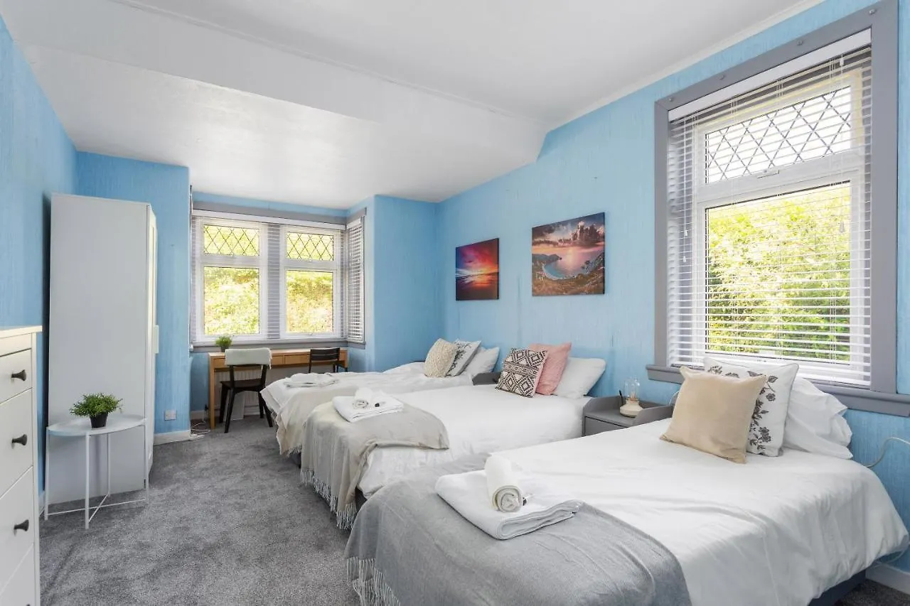 Lovely 3Bed House-Private Parking Villa Edinburgh United Kingdom