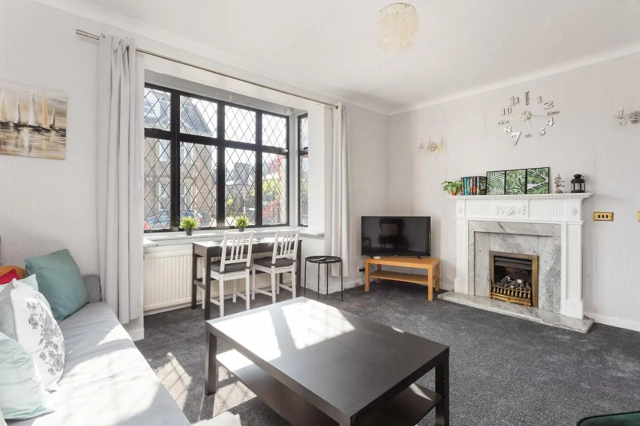 Holiday home Lovely 3Bed House-Private Parking Villa Edinburgh United Kingdom