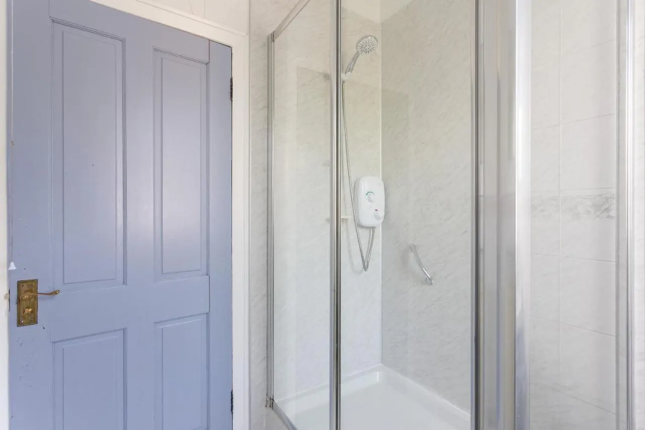 Lovely 3Bed House-Private Parking Villa Edinburgh
